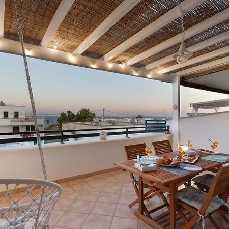 Casa Vacanze Orlando - Con Veranda Vista Mare a 200M dal Mare Santa Maria di Leuca Exterior foto